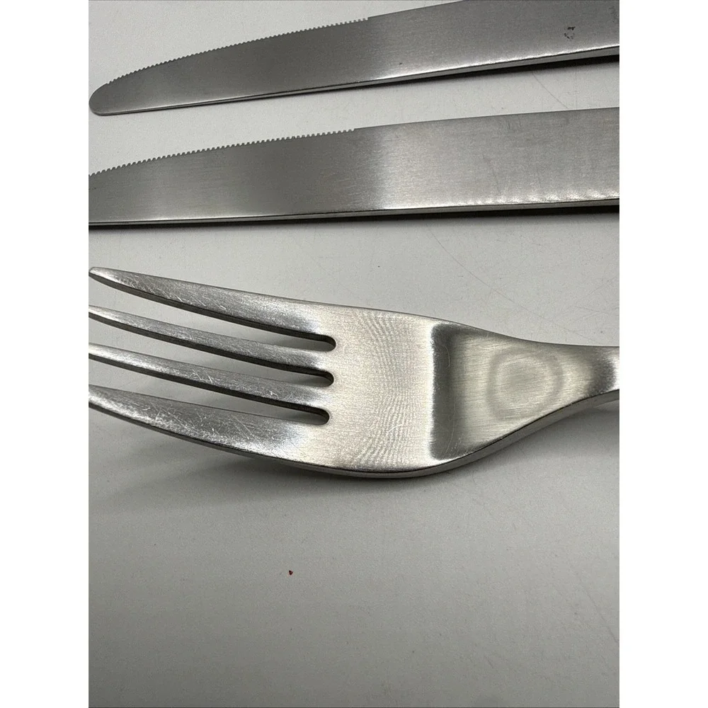 Robert Welch 3 Butter Knifes And 1 Fork